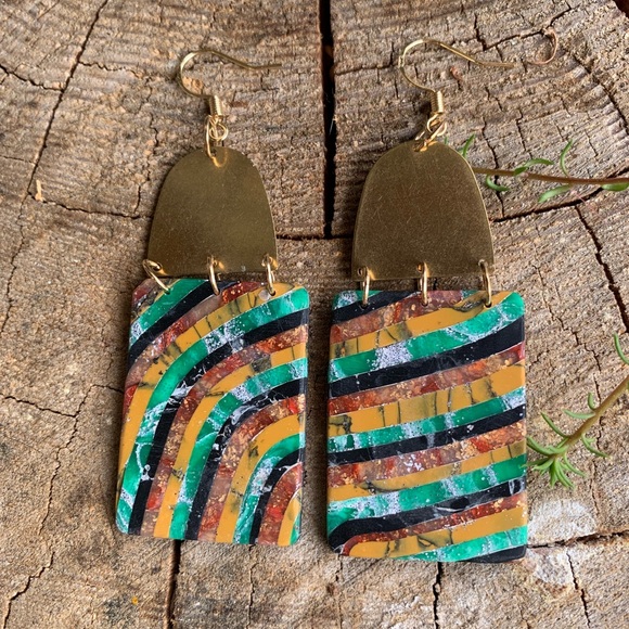 Multicolored dangles - Picture 3 of 6